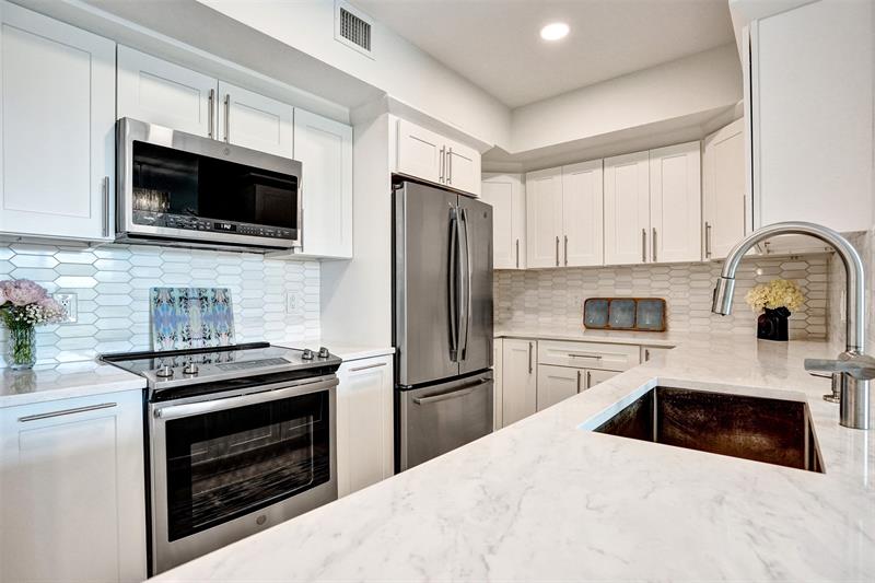 Image 9 of 39 For 700 Boynton Beach Blvd  406