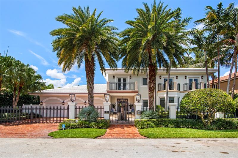 Image 14 of 79 For 15 Pelican Dr