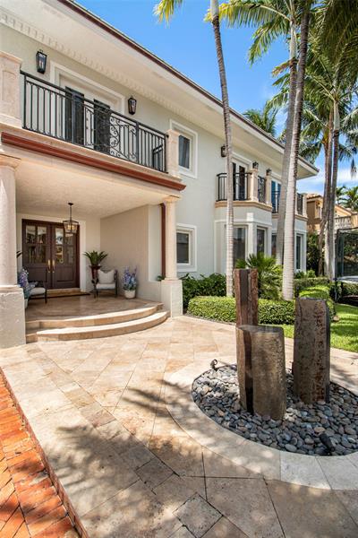 Image 17 of 79 For 15 Pelican Dr