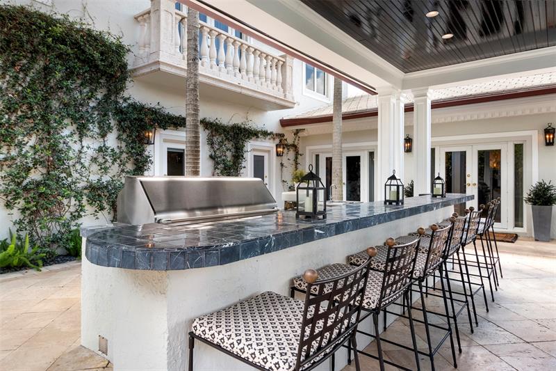 Image 24 of 79 For 15 Pelican Dr