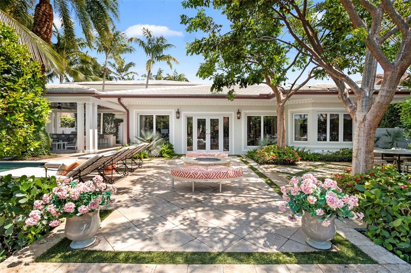 Image 31 of 79 For 15 Pelican Dr