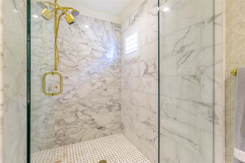 Image 41 of 79 For 15 Pelican Dr