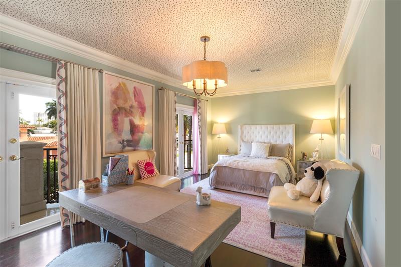 Image 52 of 79 For 15 Pelican Dr