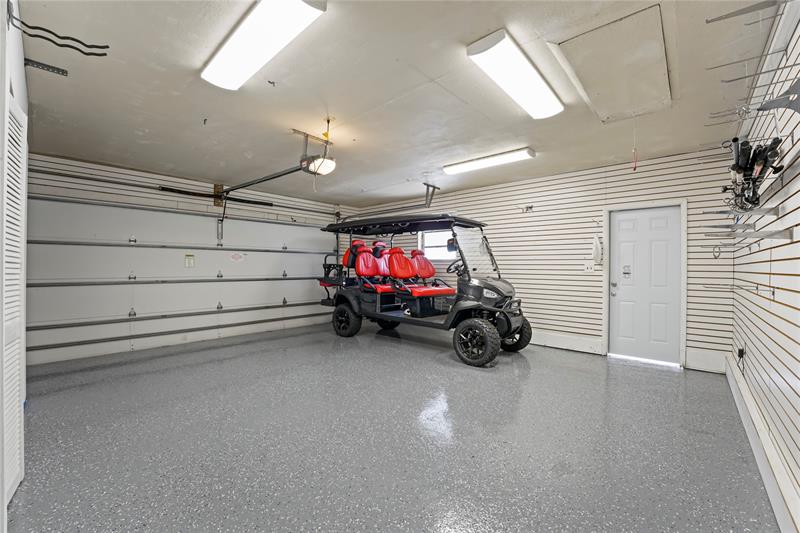 Image 38 of 63 For 1120 Tropical Way