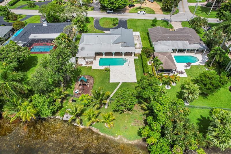 Image 53 of 63 For 1120 Tropical Way