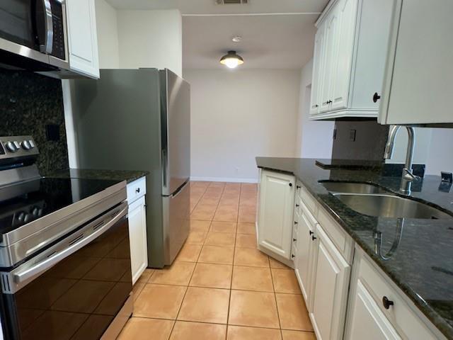 Image 13 of 36 For 4901 27th Ave