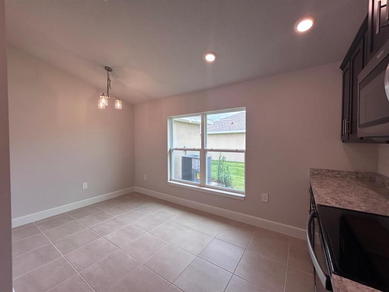 Image 6 of 13 For 5531 Lugo St