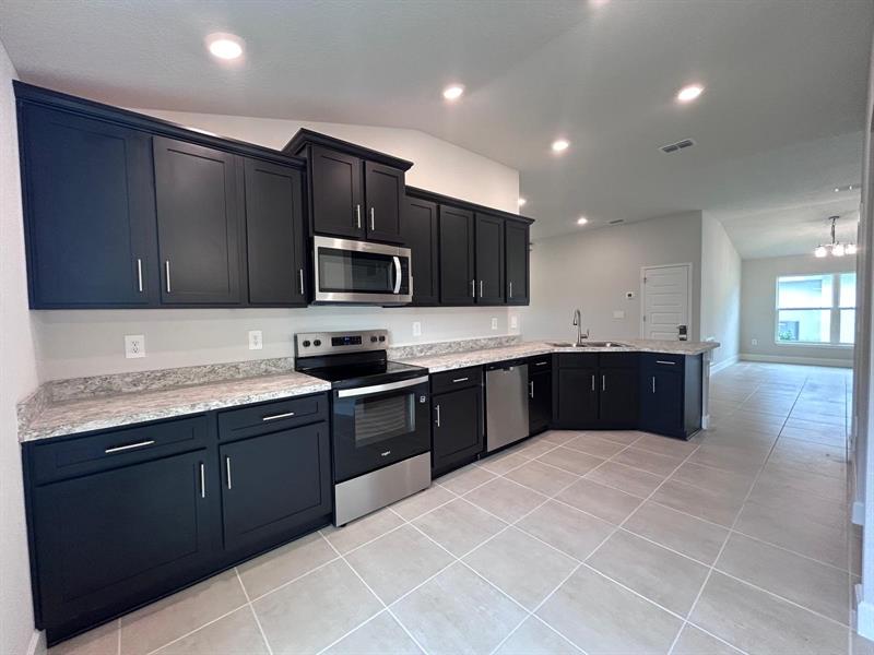 Image 7 of 13 For 5531 Lugo St