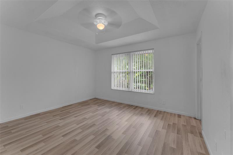 Image 12 of 20 For 5509 90th Ave