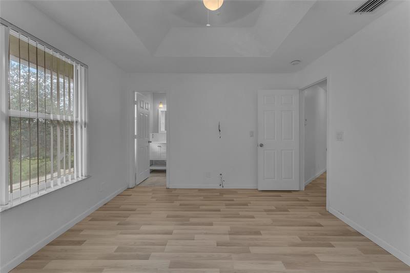 Image 13 of 20 For 5509 90th Ave