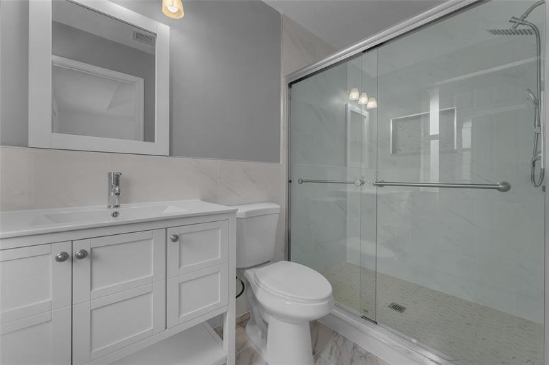 Image 14 of 20 For 5509 90th Ave