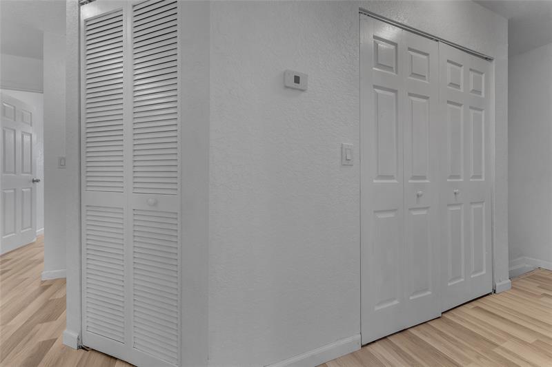 Image 19 of 20 For 5509 90th Ave