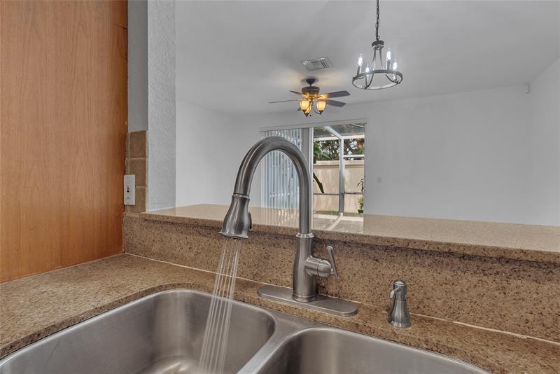 Image 7 of 20 For 5509 90th Ave