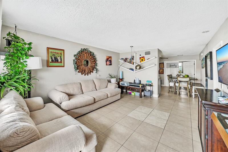 Details for 2175 56 St  203, Fort Lauderdale, FL 33308