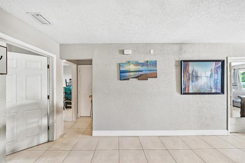 Image 18 of 28 For 2175 56 St  203