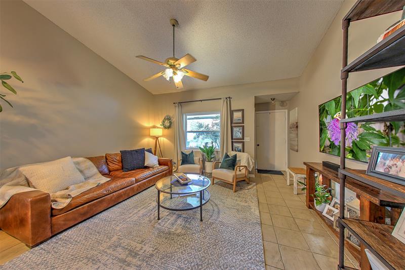 Image 11 of 59 For 1405 Auburn Green Loop