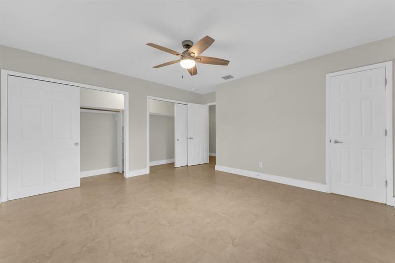 Image 14 of 24 For 4450 18th Ave