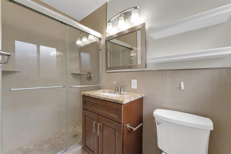 Image 15 of 24 For 4450 18th Ave