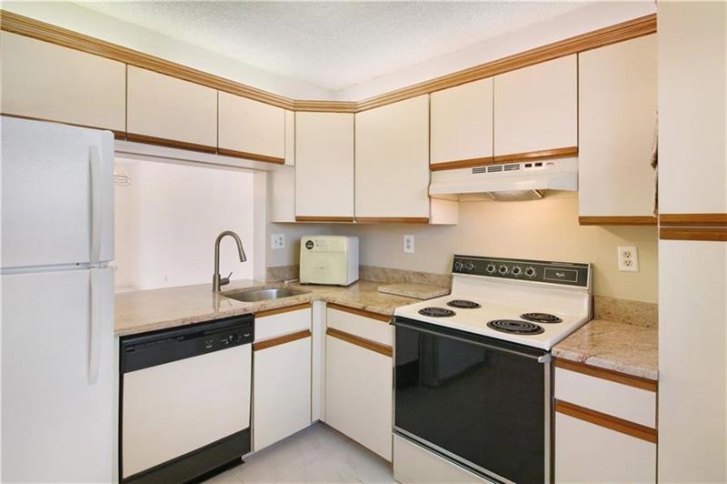 Image 9 of 27 For 2900 42nd Ave  A505