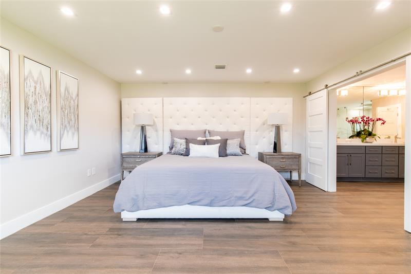Image 23 of 30 For 2275 44th St