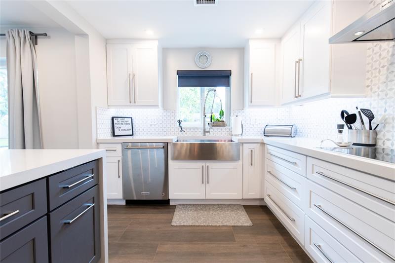 Image 9 of 30 For 2275 44th St