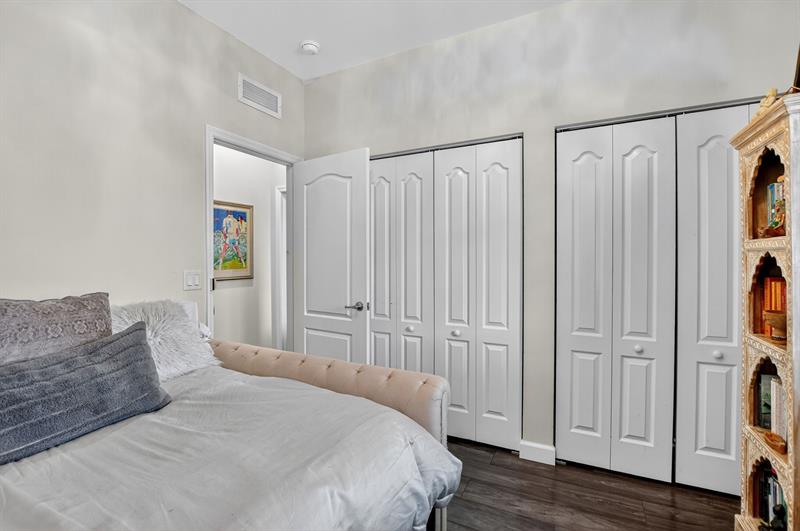 Image 24 of 70 For 8451 Blue Cove Way