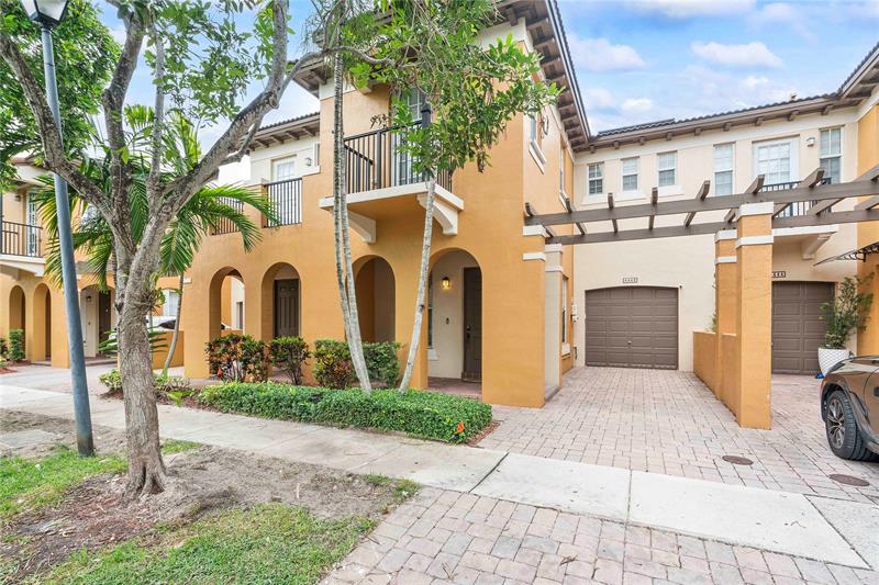 Details for 4442 Arabian Way, Fort Lauderdale, FL 33328