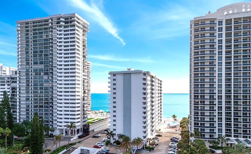 Image 40 of 42 For 4250 Galt Ocean Dr  4e