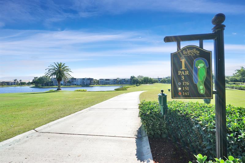 Image 42 of 45 For 9330 Lagoon Pl  301