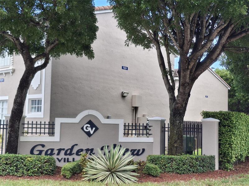 Details for 7261 174th Ter  203, Hialeah, FL 33015