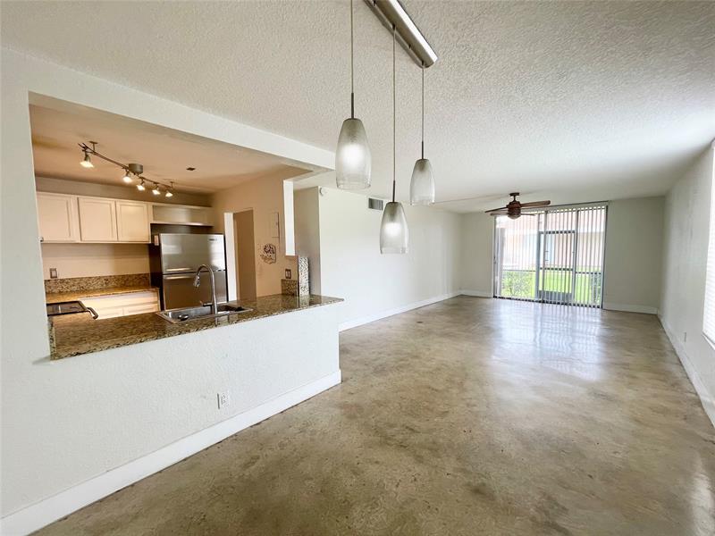 Details for 7175 Orange Dr  118h, Davie, FL 33314