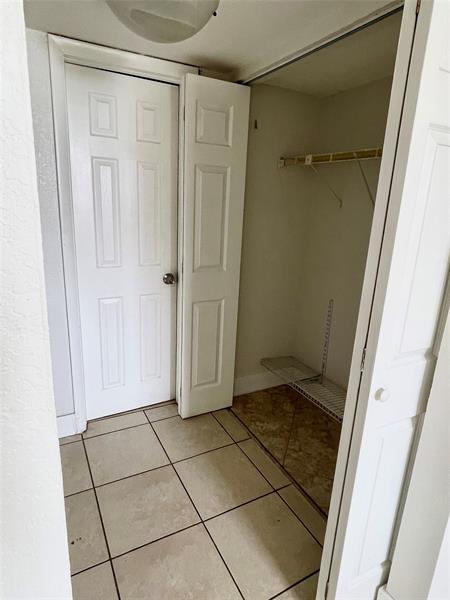 Image 8 of 13 For 7175 Orange Dr  118h