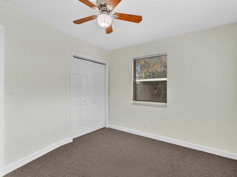 Image 31 of 47 For 1513 30th Ct