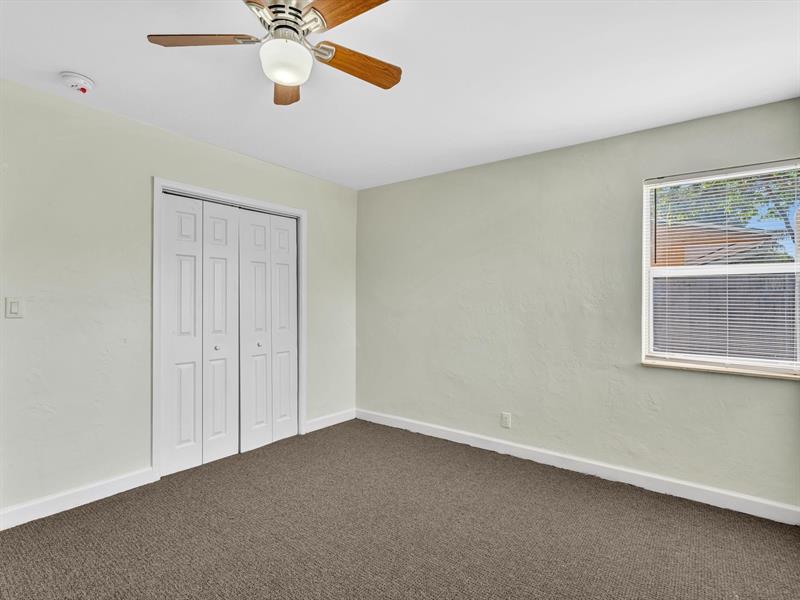 Image 33 of 47 For 1513 30th Ct
