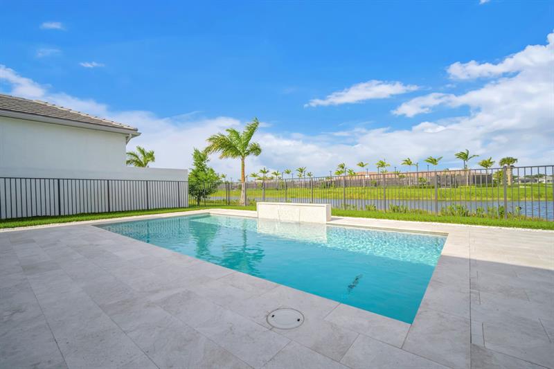 Image 38 of 48 For 11368 Apricot Valley Dr