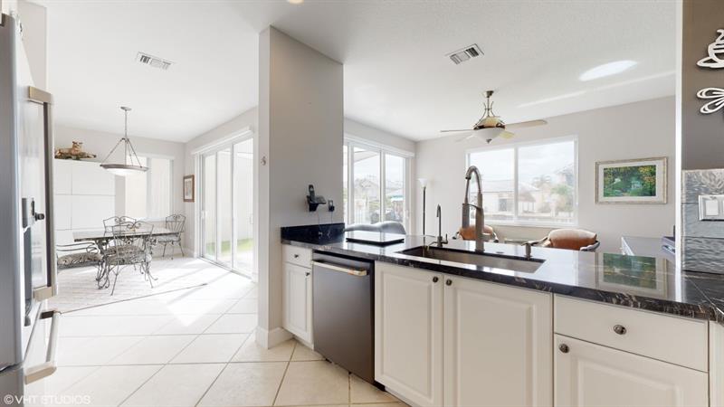 Image 12 of 40 For 14666 132nd Ct