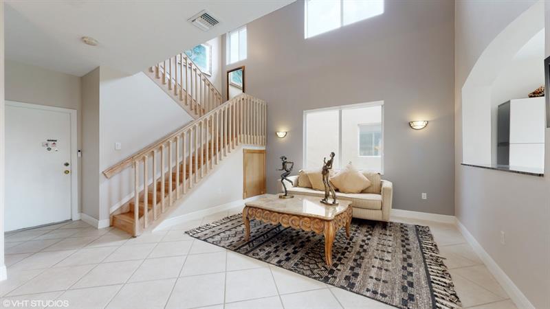 Image 18 of 40 For 14666 132nd Ct