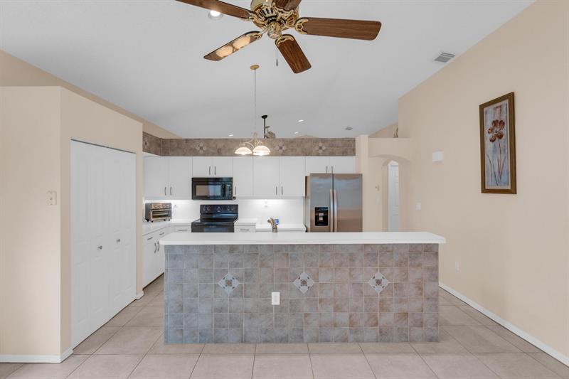 Image 13 of 54 For 13305 13th St