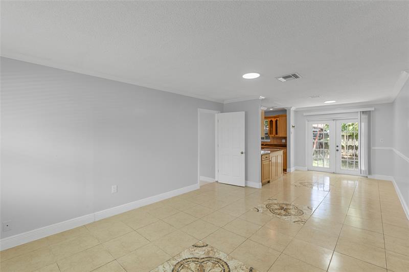Image 10 of 13 For 8241 4th St  