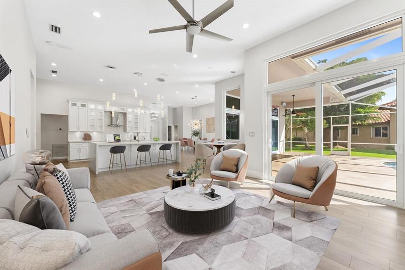 Image 10 of 50 For 6689 70th Pl