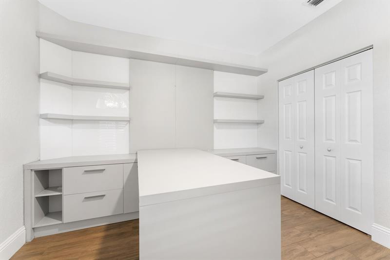 Image 38 of 50 For 6689 70th Pl