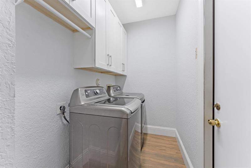 Image 40 of 50 For 6689 70th Pl