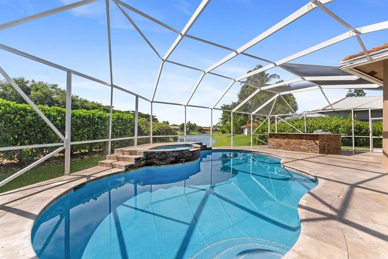 Image 41 of 50 For 6689 70th Pl