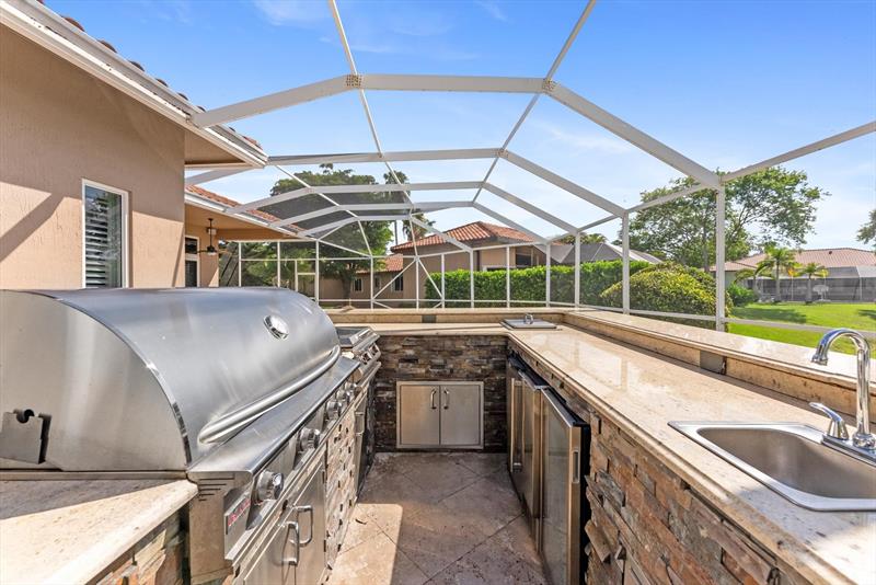 Image 44 of 50 For 6689 70th Pl