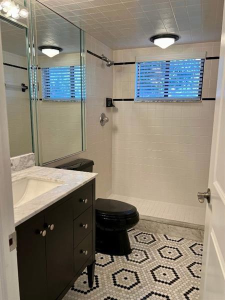 Image 43 of 49 For 5270 Fountains Dr  102
