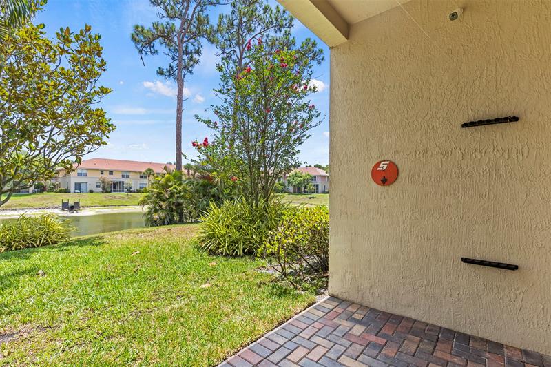Image 33 of 44 For 2504 Seminole Palms Dr  2504