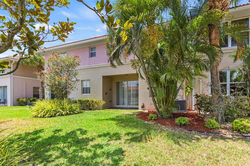Image 36 of 44 For 2504 Seminole Palms Dr  2504