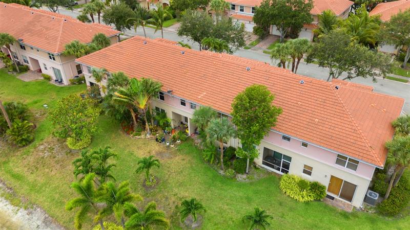 Image 38 of 44 For 2504 Seminole Palms Dr  2504