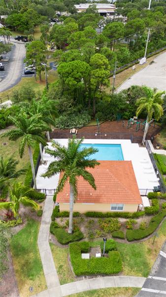 Image 42 of 44 For 2504 Seminole Palms Dr  2504