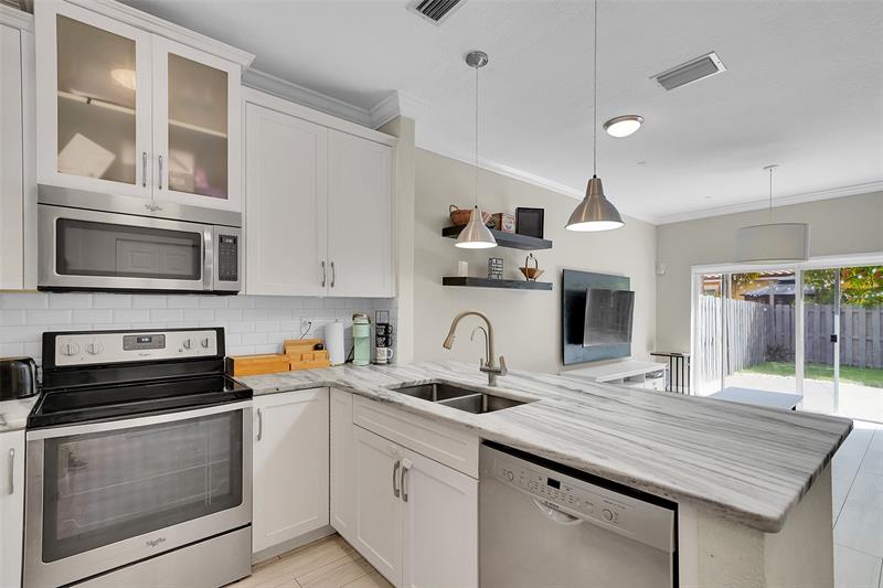 Image 10 of 55 For 14132 51st Ln  14132